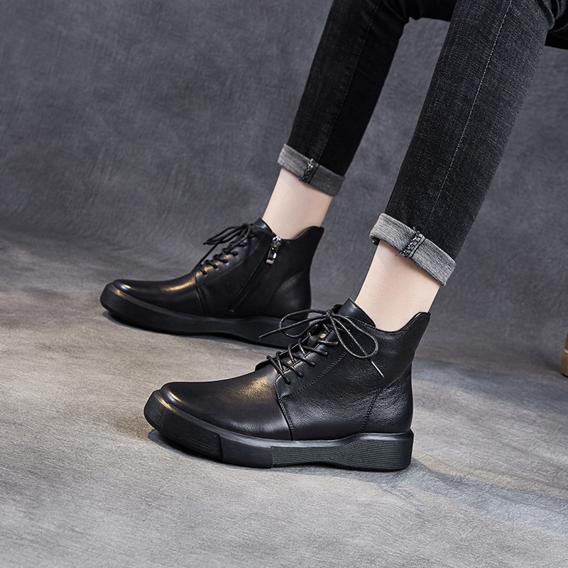Martin Boot Cewek Wanita 2021  Kulit Sepatu Bot Pendek Wanita    Datar All-Match    Rendah top Asli 
