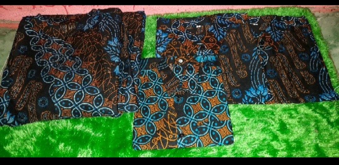 Batik Keluarga Seno Biru Motif Kawung Maura Couple Batik Seragam Couple Terbaru 2021