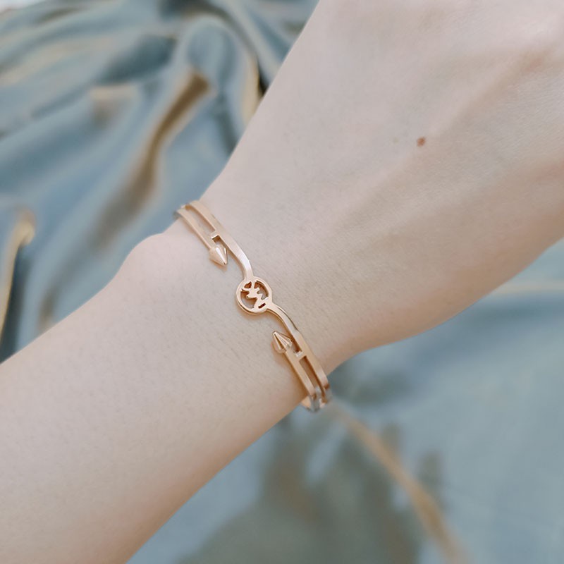 (COD)gelang tangan impor cewek  bahan titanium harga murah rose gold bangle wanita tidak luntur