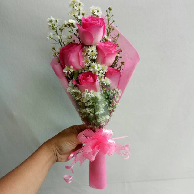 Buket bunga mawar pink asli bunga wisuda hadiah hand bouquet