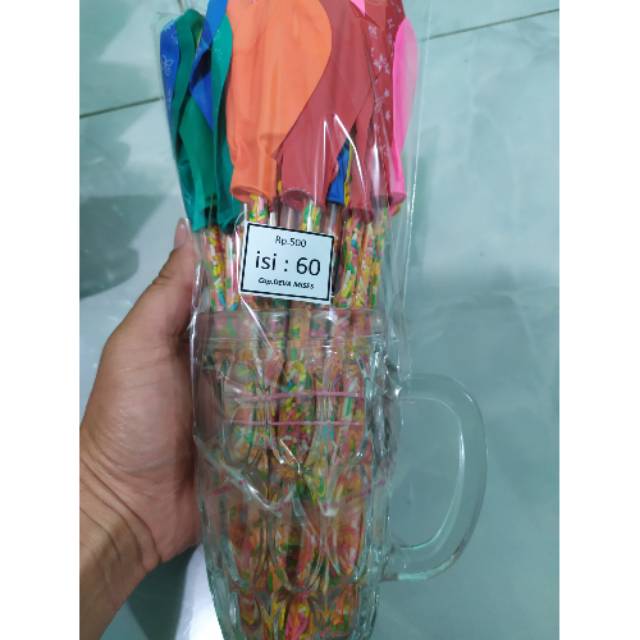 

kismis/Mises berhadiah gelas bisa dijual di warung warung