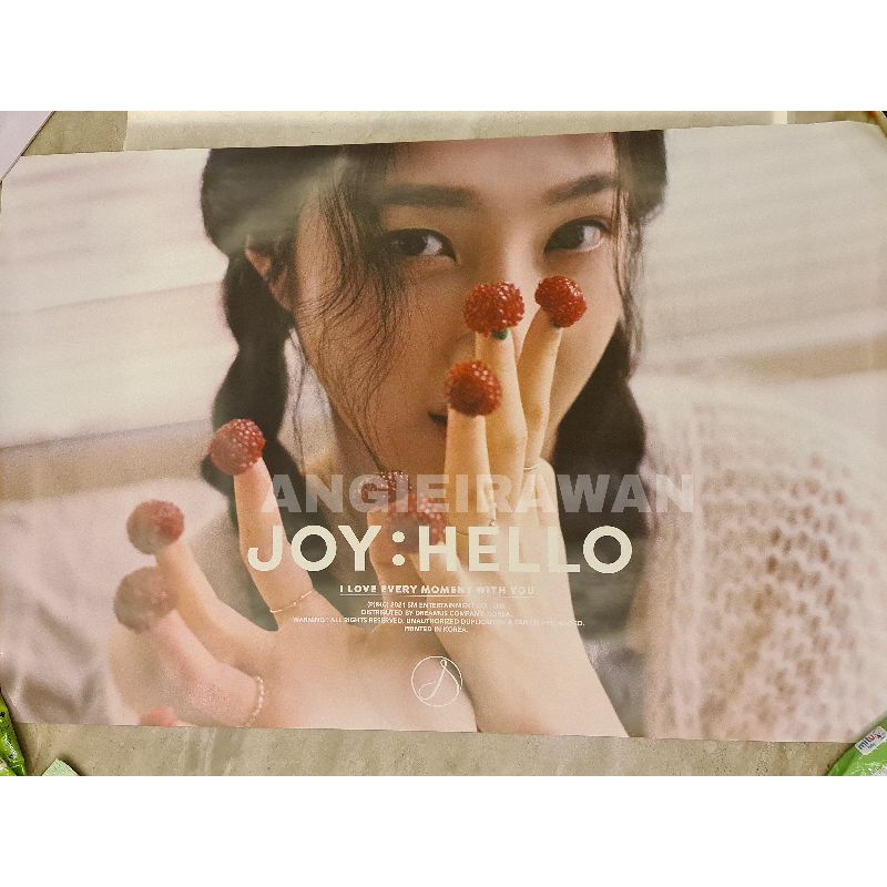 Joy Red velvet album Hello poster official free tube