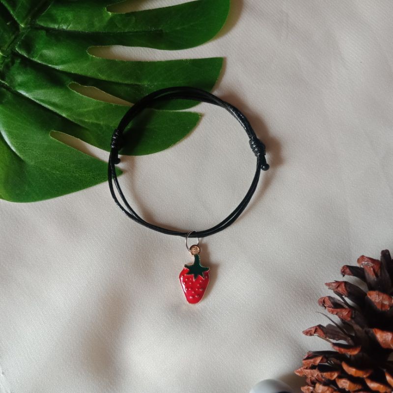 Bracelet Strawberry A [ Gelang Stroberi ]