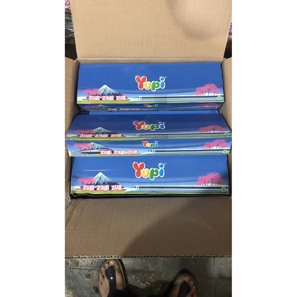 

Yupi Zugi Zagi Zug 1 Pak Box Dus 12 Pcs - Jelly Manis