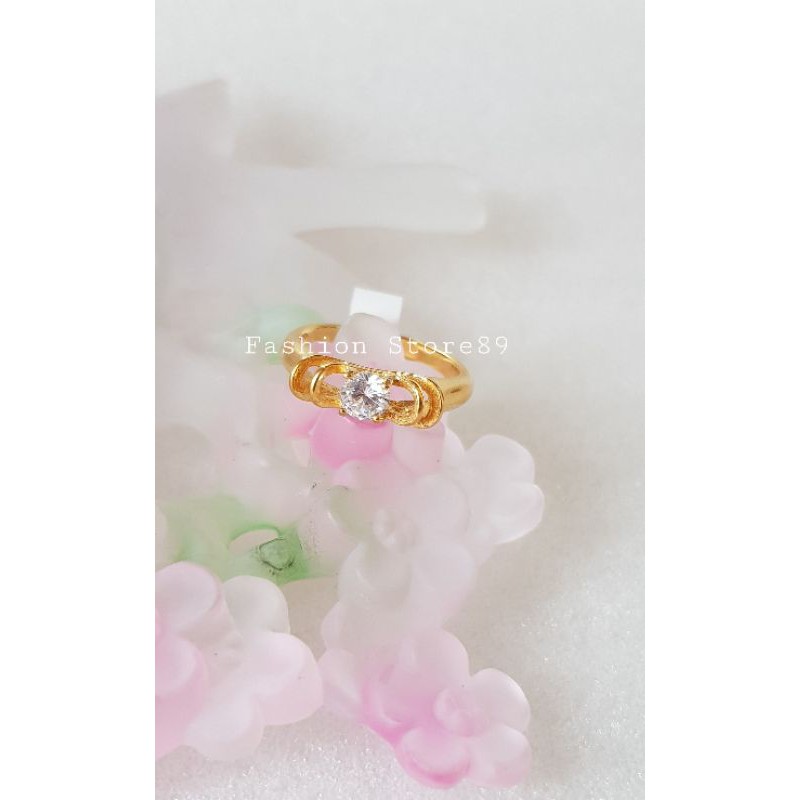 new perhiasan impor cincin emas permata putih Titanium antikarat bestseller cx009