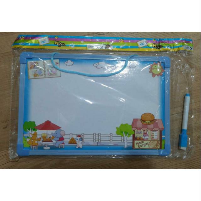 

Papan tulis wipe and clean. Belakangnya ada alphabet