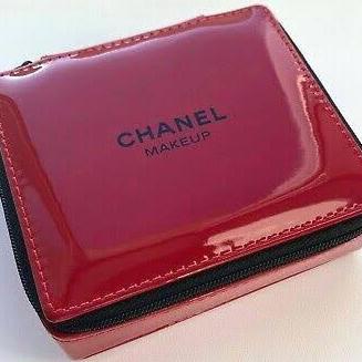 CHANEL Makeup pouch