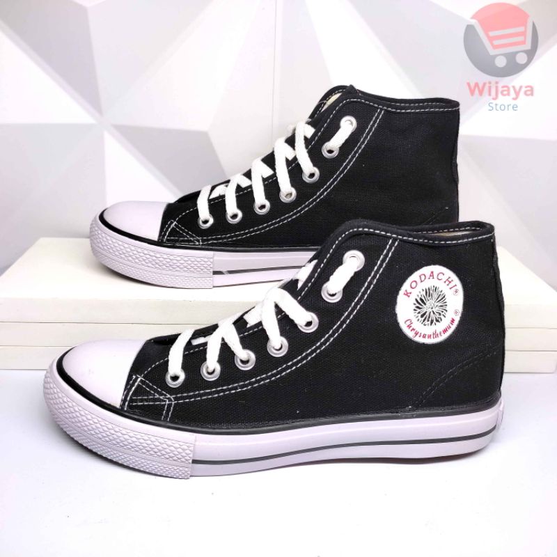 Sepatu Kodachi Original Classic 901 902 Model Kets Sneaker Sekolah Hitam Putih untuk Laki-laki dan Perempuan