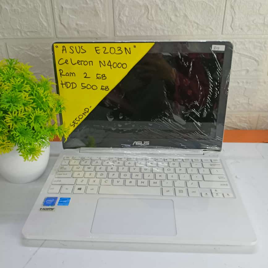 ASUS E203M CELERON / 11,6" CELERON N4000 RAM 2GB HDD 500GB