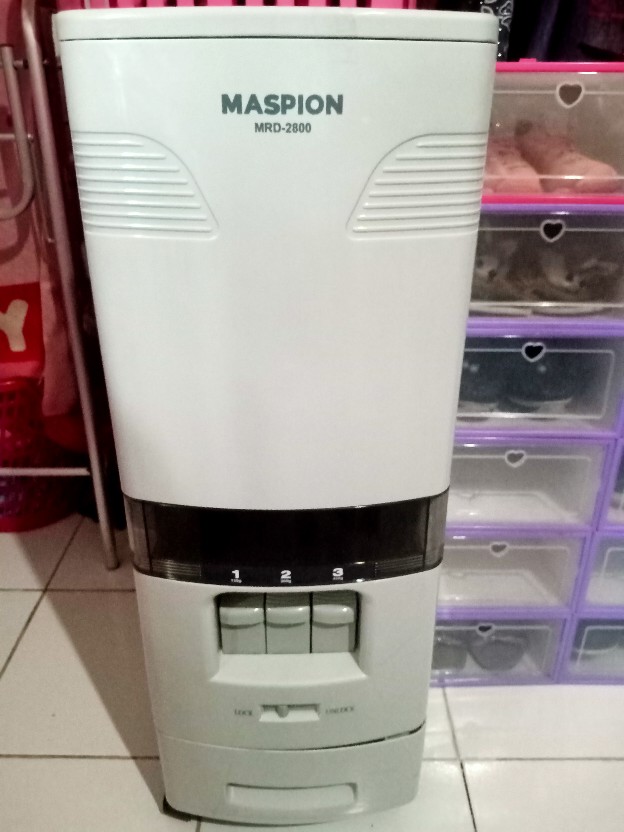 Tempat Beras Rice Box Maspion 28 Kg Mrd 2800 Wadah Kotak Penyimpanan Beras Anti Karat 28kg Mrd2800