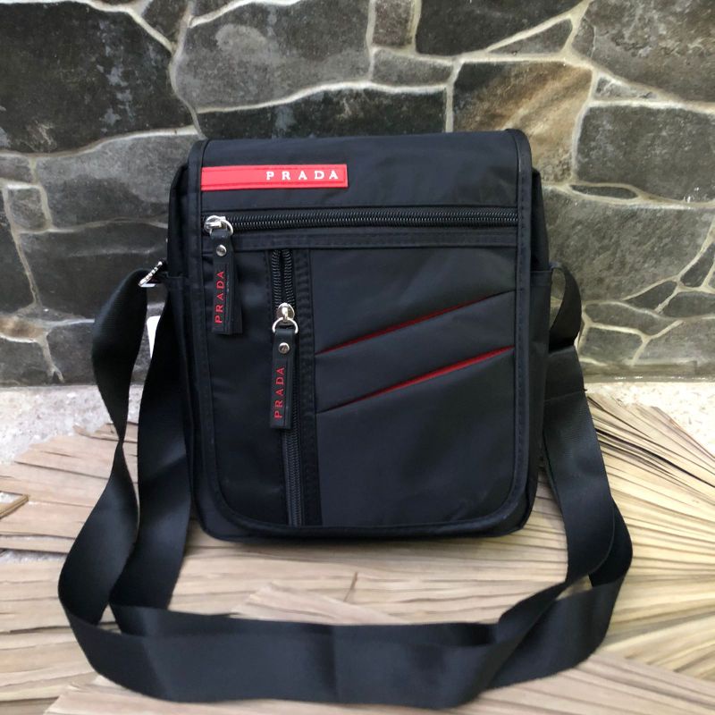Tas selempang Prada import