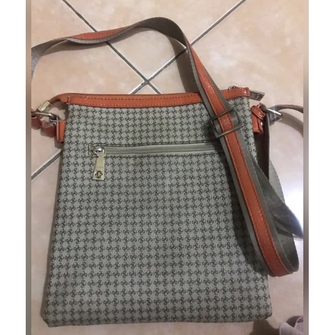 Elegance preloved sling bag