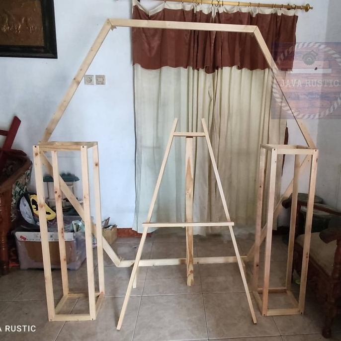 Helnan_Store | Backdrop Hexagonal Dekorasi Pernikahan Kayu Jati Belanda 2X2 Meter
