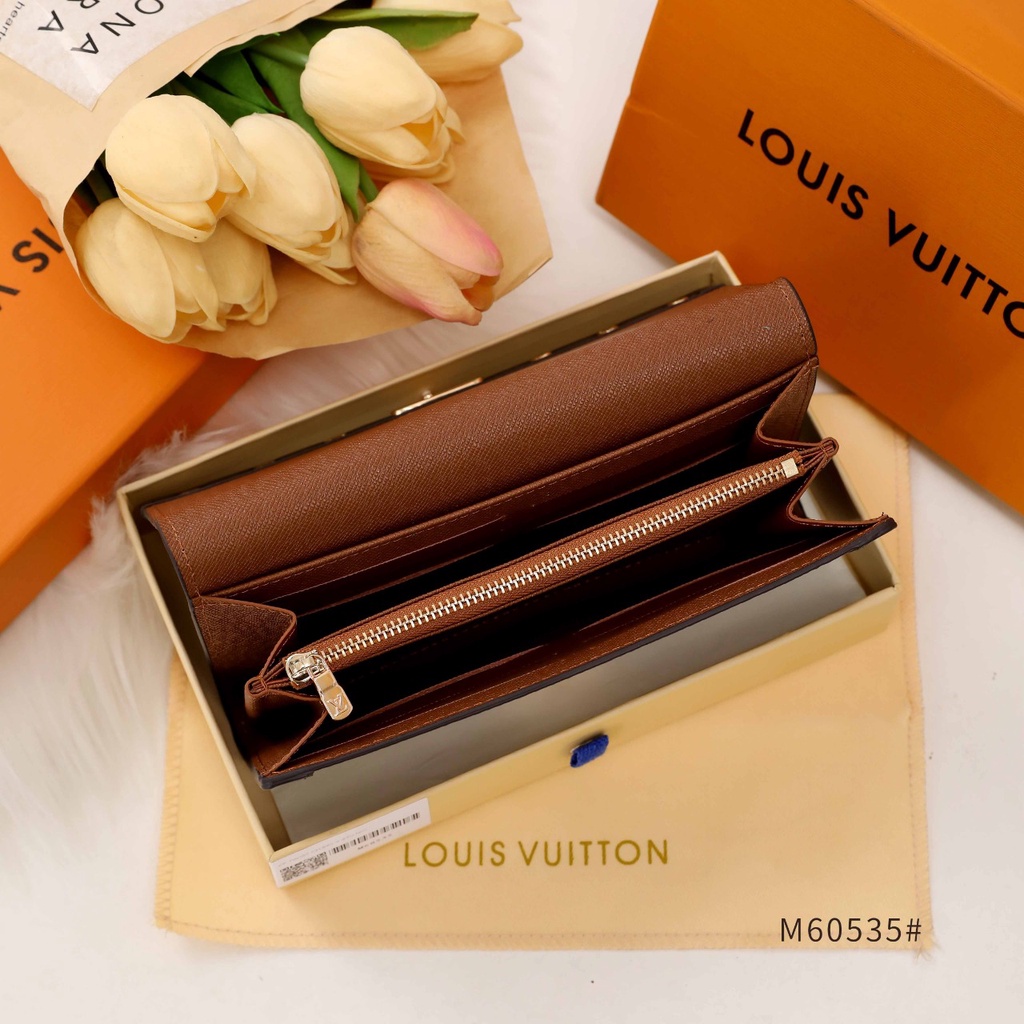 LV Ladies Long Wallet in Monogram M60535