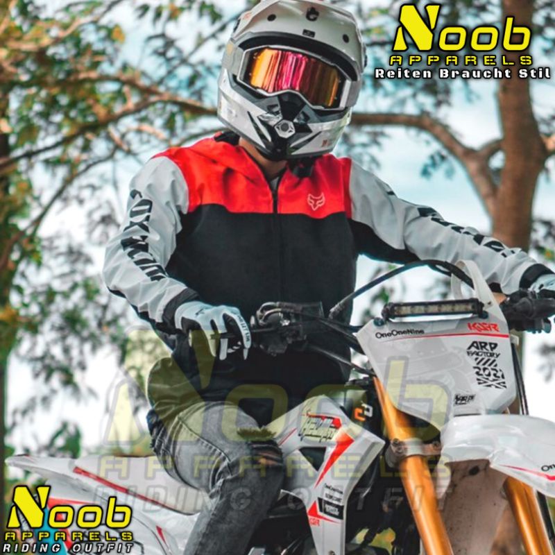 JAKET PRIA Fox / MEN'S JACKET , JAKET PARASUT / PARACHUTE JACKET , JAKET WATERPROOF / WATERPROOF JAC