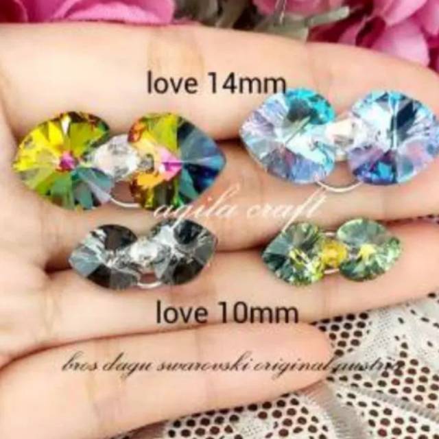 PENITI SWAROVSKI LOVE 14MM ORI