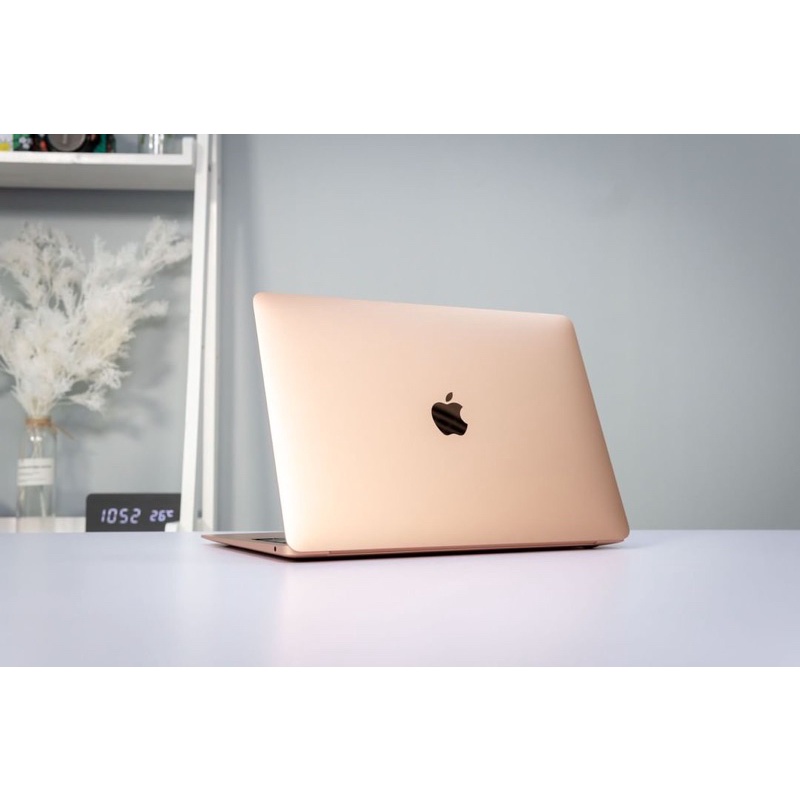 Macbook Retina 13 inch 2020  Bisa Instant Kurir