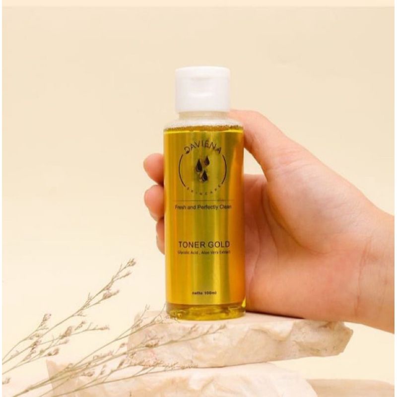 Daviena Skincare Paket Gold Series Davienaskincareofficial Davina Devina Lampung Surabaya Jakarta Pencerah Pemutih Flek Wajah Glowing Bpom Daviena Skincare-Toner gold