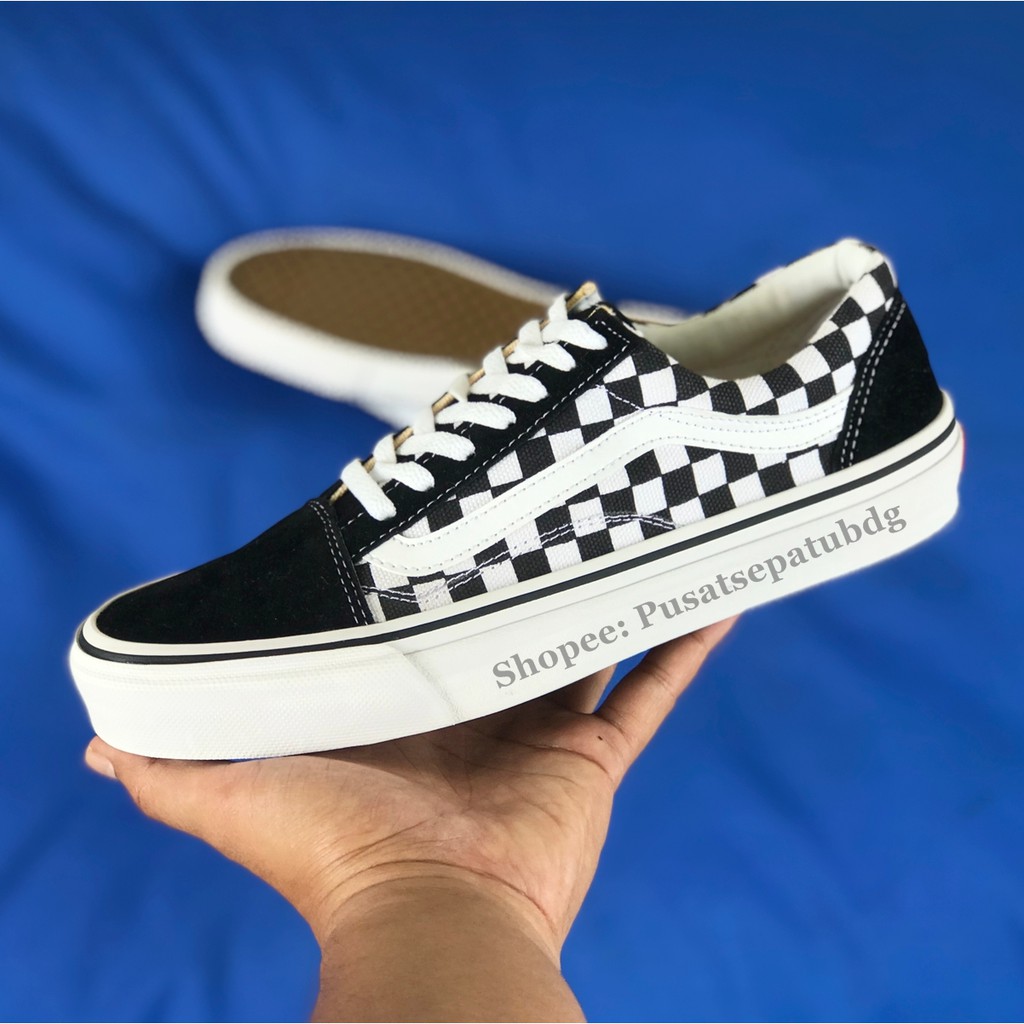 VANS OLD SKOOL CHECKERBOARD BLACK WHITE