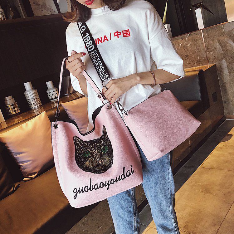 BJ57072 (2IN1) - BLACK/WHITE - TAS SLEMPANG JINJING TOTEBAG HANDBAG BAHU SHOULDERBAG MOTIF CAT KUCING FREE POUCH TAS SET TAS WANITA FASHION IMPORT MODIS ELEGAN TERMURAH TERLARIS TERBARU BAGSTORE JAKARTA TAS BATAM CR7072 EL5891 BQ3313