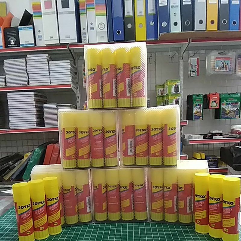 

Glue Stick Sedang 15gr Kenko