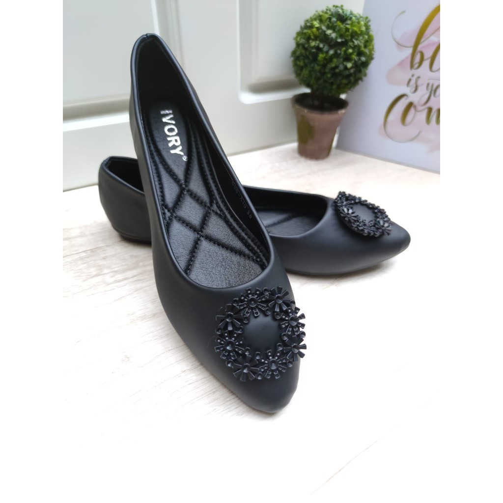 IVORY Sepatu Wanita Flatshoes Import Termurah 888-A10