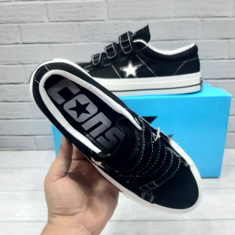 RESTOCKCONVERSE ONE STAR VELCRO PRO BLACK WHITE