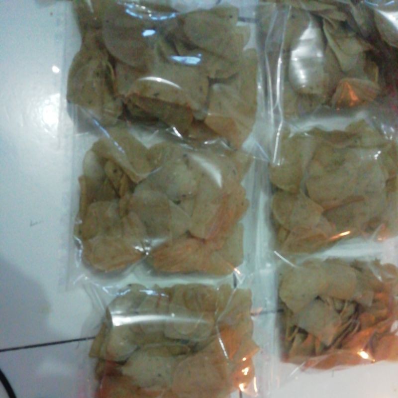 

kerupuk ikan olahan pulau harapan