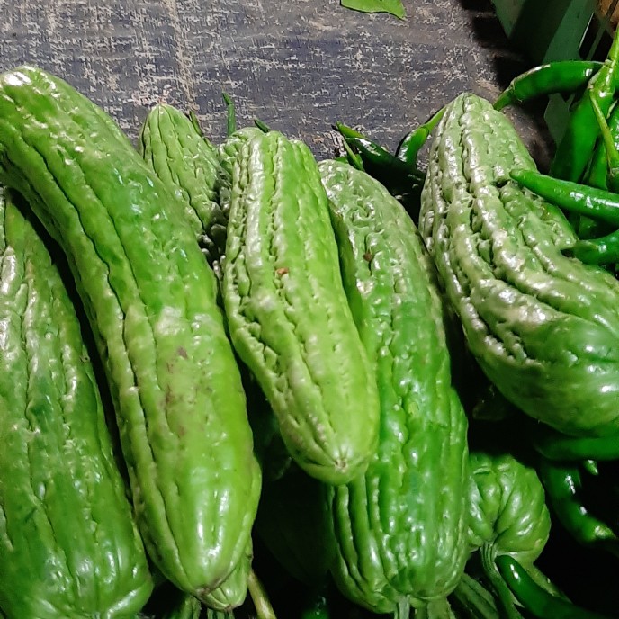 

sayur pare 1kg (1000g)