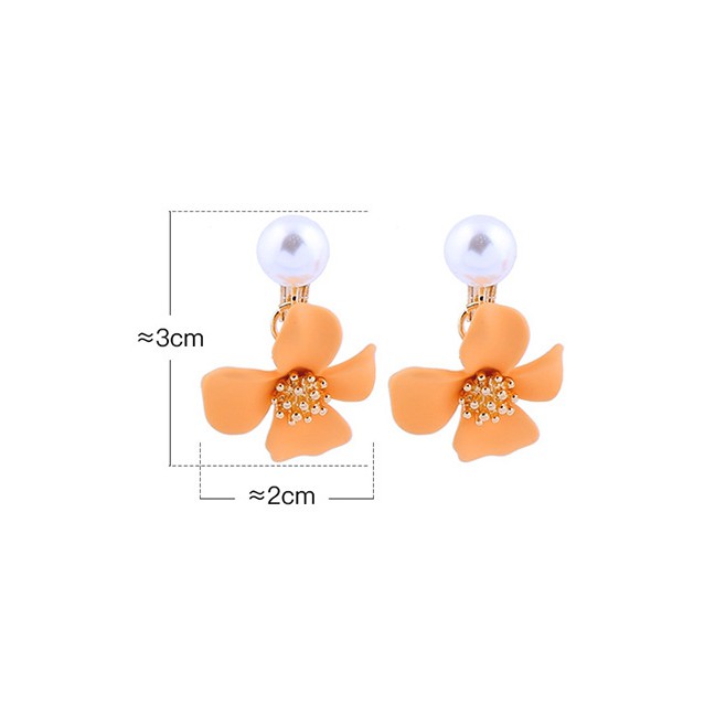 LRC Anting Jepit Fashion Drop Oil Flower Pearl Earrings D0901X