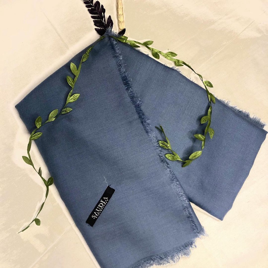 kerudung jilbab / hijab segi empat bahan katun saudia rawis tebal merk saudia bisa untuk anak sekola