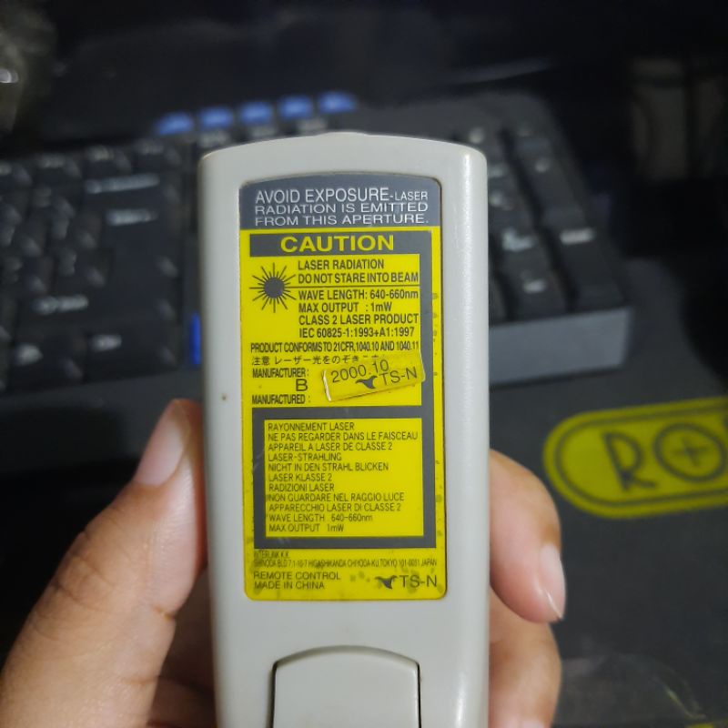 REMOTE REMOT PROYEKTOR PROJECTOR PANASONIK PANJANG ORIGINAL ASLI