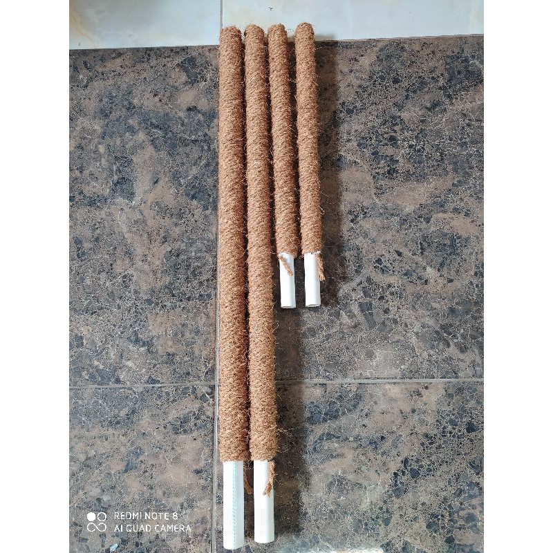 tiang rambatan tanaman