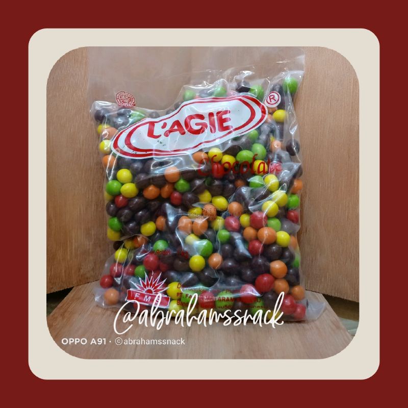 

L'AGIE CHOCOLATE FEBBY WARNA DAN FEBBY COKELAT ISI 1KG / COKLAT KILOAN FEBBY WARNA SEKILO