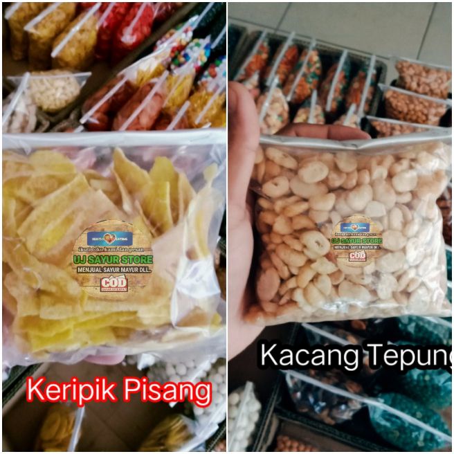 

2 paket hemat snack cemilan termurah keripik pisang dan kacang tepung