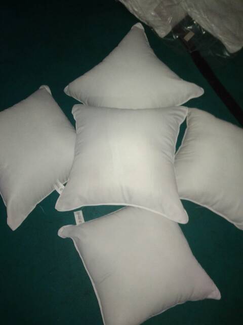 Bantal SOFA isi silikon 40x40 Brendis Original ada label nya