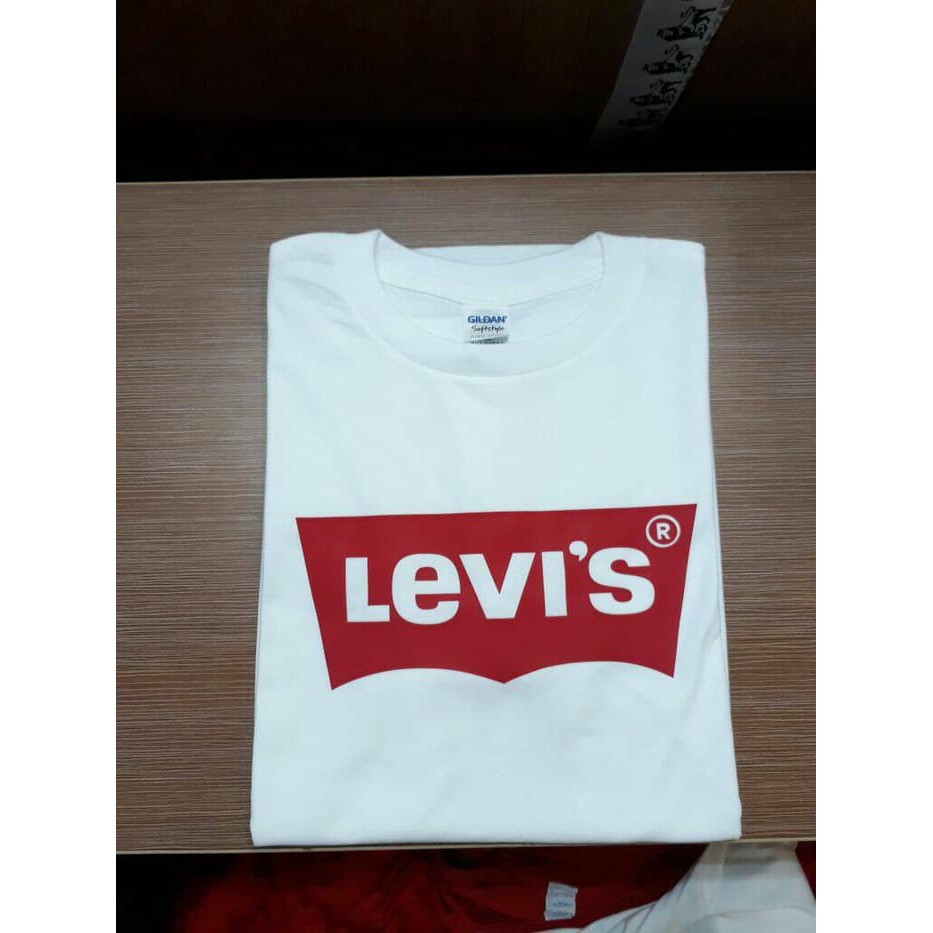KAOS GILDAN LEVIS (PUTIH SABLON MERAH)