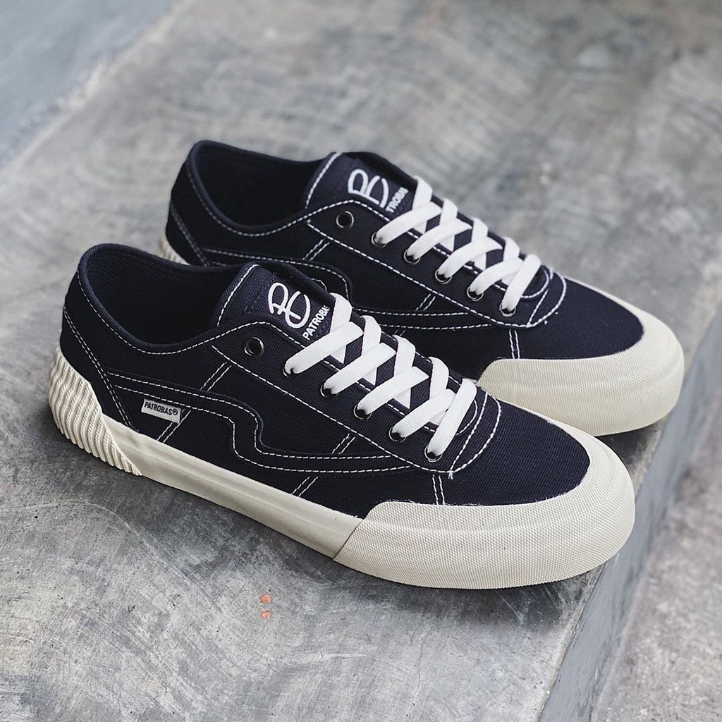 Patrobas Equip Black White Low
