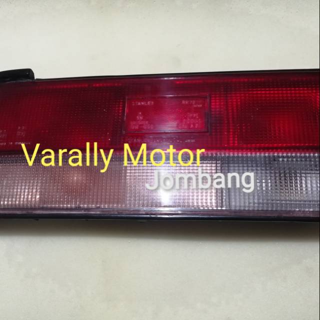 Tail Lamp/Stop Lamp/Lampu Belakang Kiri(LH) Mazda 323 Trendy Tahun 89
