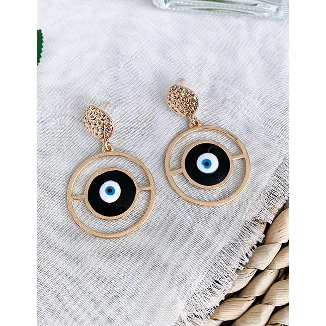 LRC Anting Tusuk Fashion Alloy Resin Eye Cutout Round Stud Earrings D96441