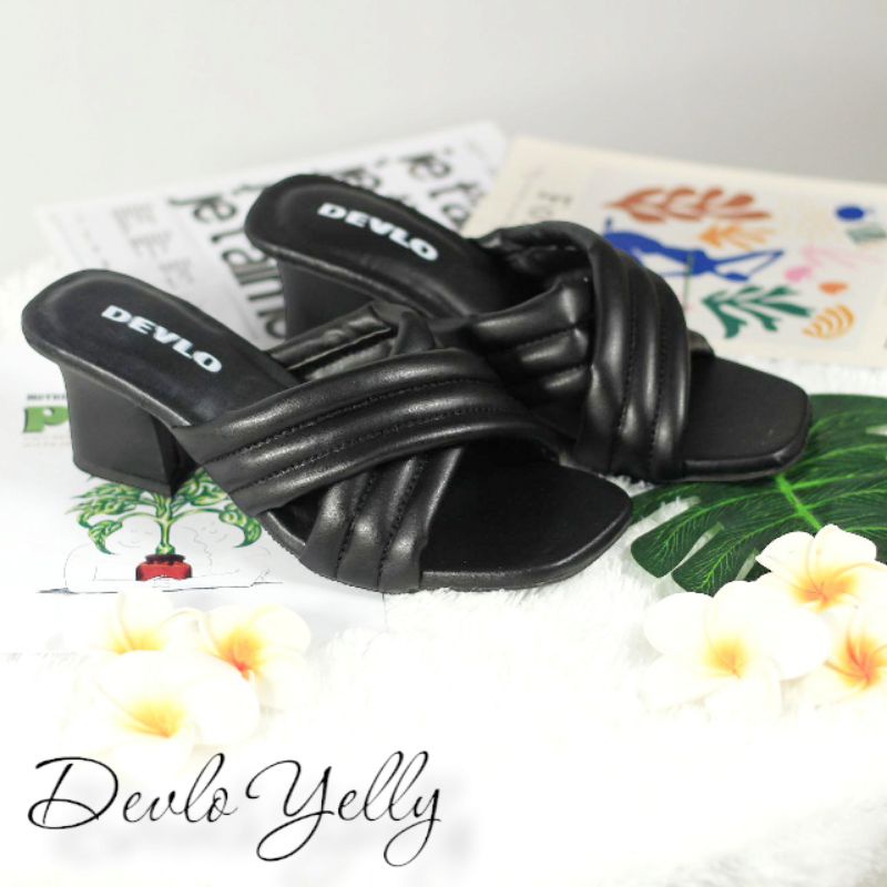 High Heels Yelly Premium Devlo