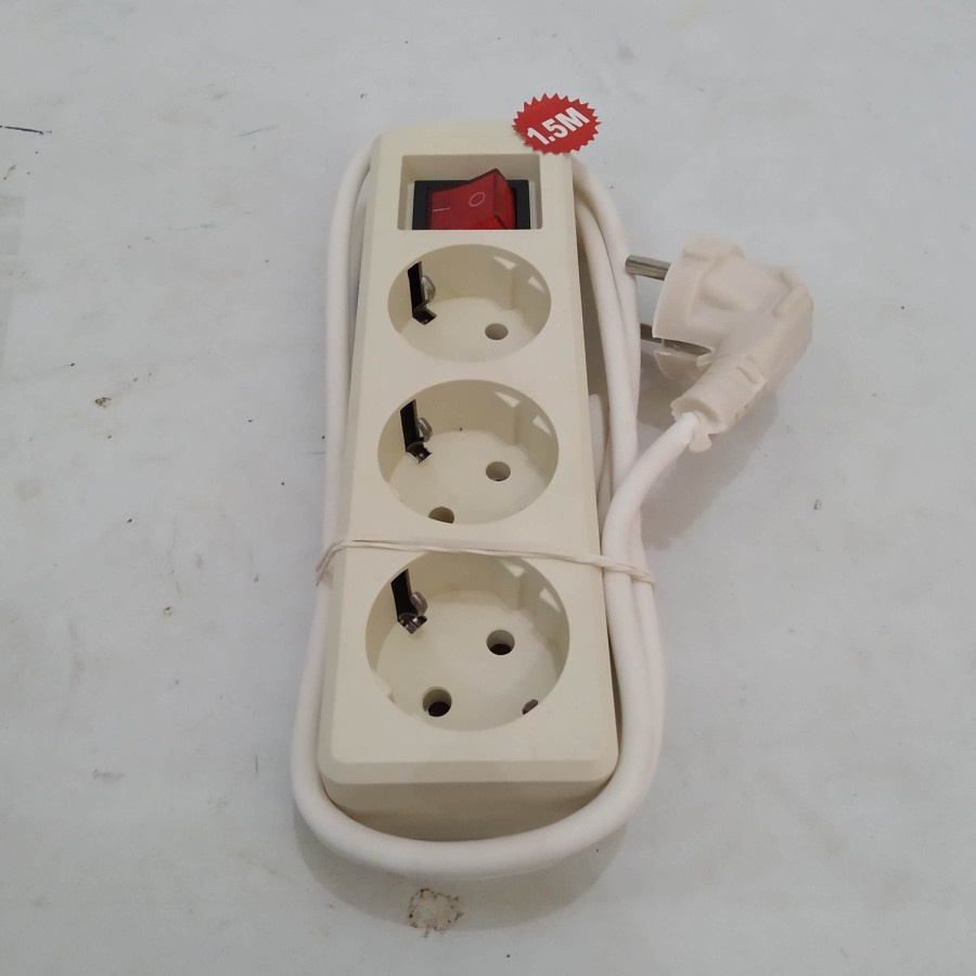Stop Kontak Kabel 3 Lubang 1,5 meter