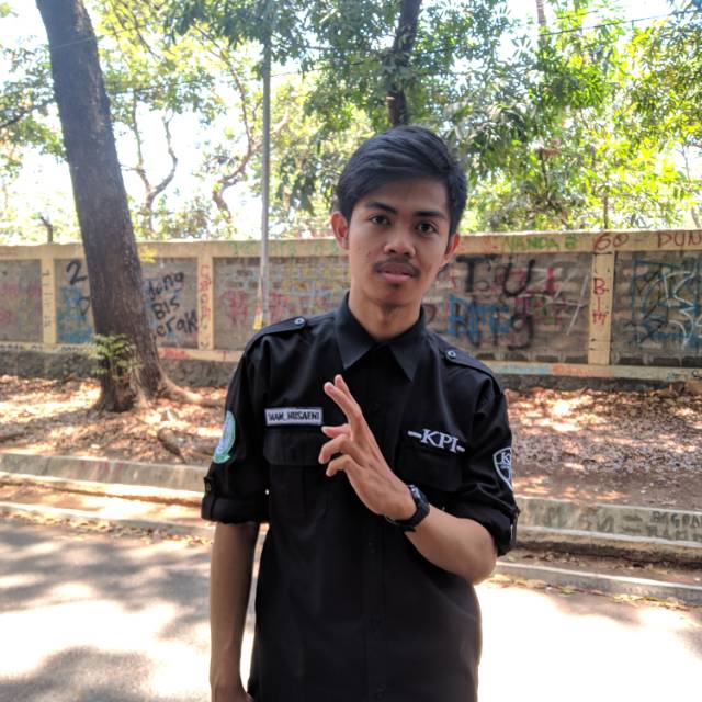 imam_husaeni