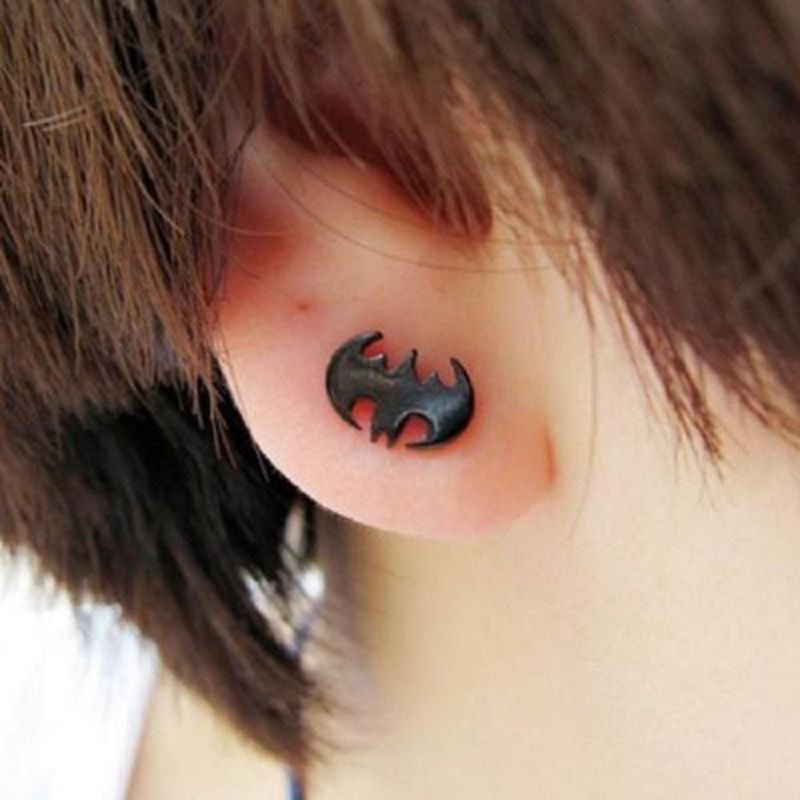 Anting Roda Titanium hitam Pria Wanita 12 variasi anting Batman/ anting Superman / anting bintang / ant