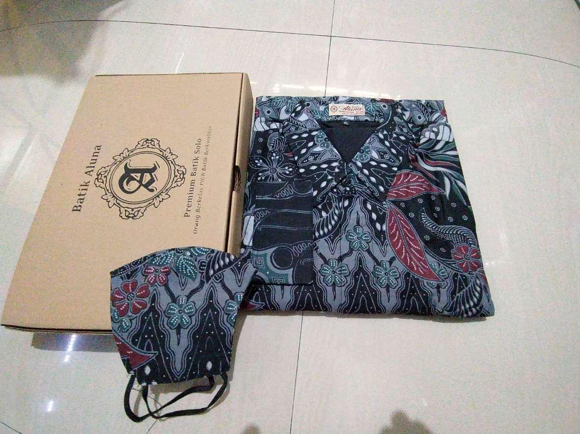 [ Bisa Cod ] Batik Lengan Panjang Pria Premium Batik Solo Cowok Slimfit Moderen Kerja Kantor Mewah