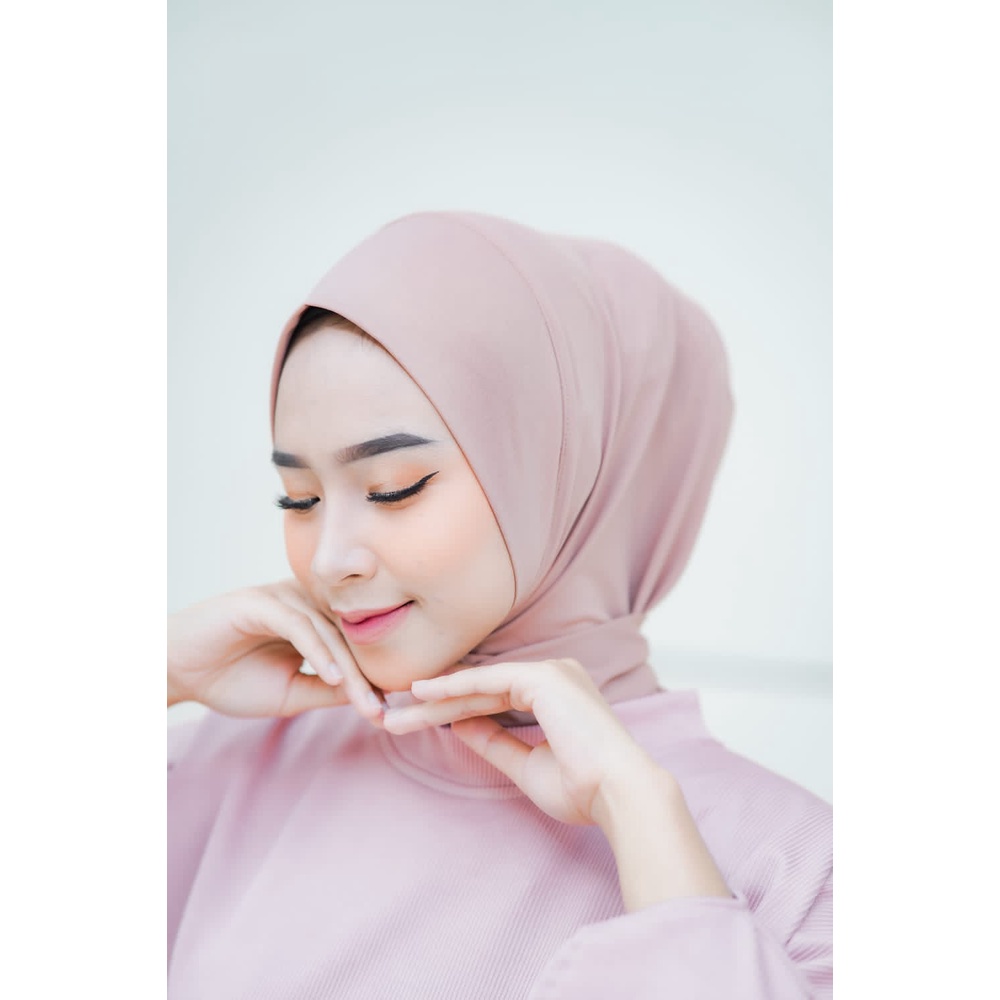 sansanhijab Hijab Winter Inner Jersey – Kenyamanan dan Kehangatan di Musim Dingin