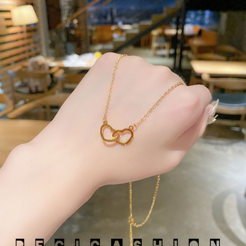 Kalung Titanium Wanita Korea Liontin Love Kembar Gold Kalung Wanita Model Terbaru Anti Karat Tidak Luntu