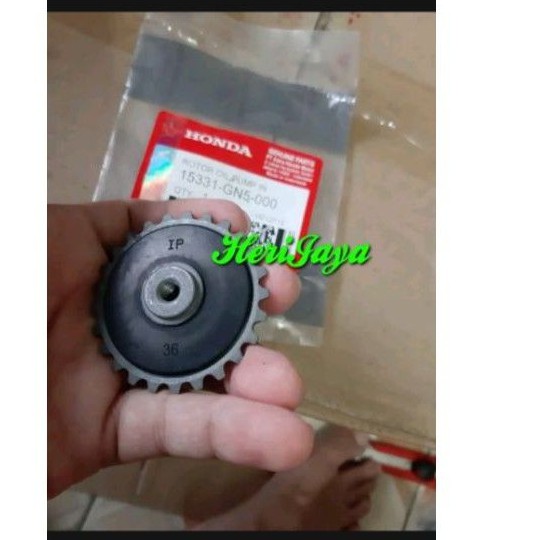 gigi pompa oli grand