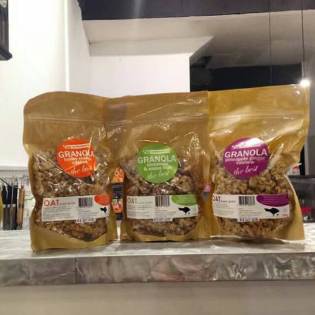 

Granola | Granolla | Gandum | Sereal | Granola Oatsdanoats