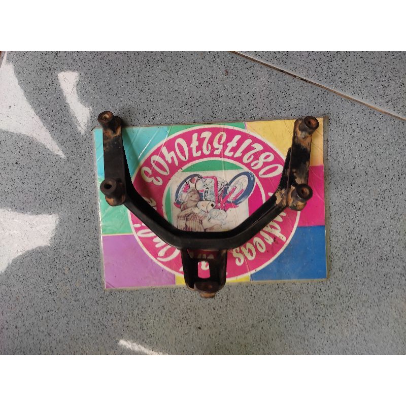 BRACKET BREKET STAY VISOR CS1 ORIGINAL BEKAS